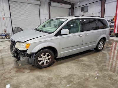 2A4RR5D10AR****** 2010 Chrysler Town & Country