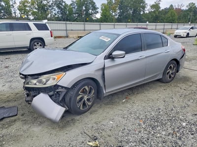 1HGCR2F37GA****** 2016 Honda Accord