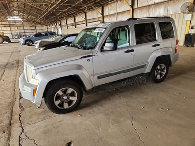 1J8GN28K28W****** 2008 Jeep Liberty