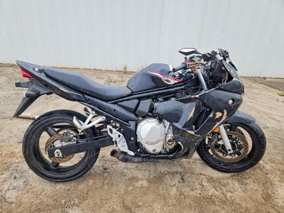 JS1GP74A982****** 2008 Suzuki GSX650F