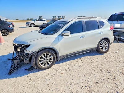 5N1AT2MT0HC****** 2017 Nissan Rogue
