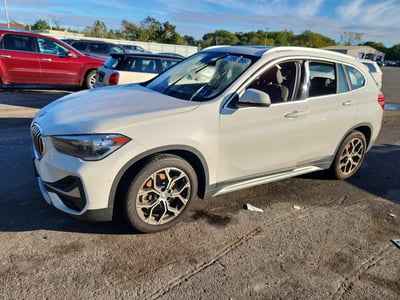 WBXJG9C03M5****** 2021 BMW X1