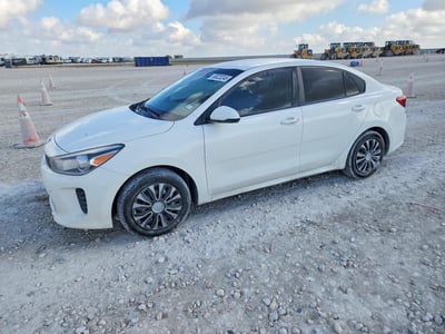 3KPA24ABXKE****** 2019 Kia Rio