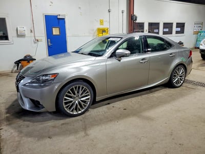 2016 Lexus IS