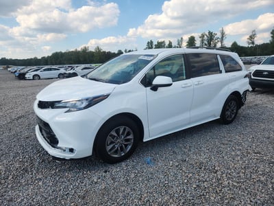 5TDKRKECXTS****** 2026 Toyota Sienna Hybrid