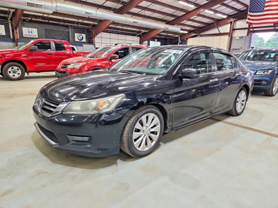 1HGCR2F84FA****** Salvage and Wrecked 2015 Honda Accord in Hartford Springfield