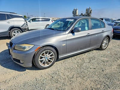WBAPH5G58AN****** 2010 BMW 3 Series