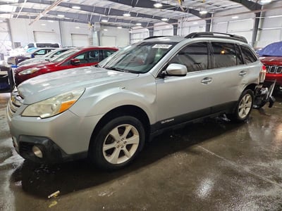 4S4BRBCC7D3****** 2013 Subaru Outback