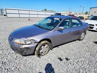 1HGCG1655YA****** 2000 Honda Accord