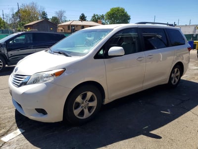 5TDKK3DC3FS****** 2015 Toyota Sienna