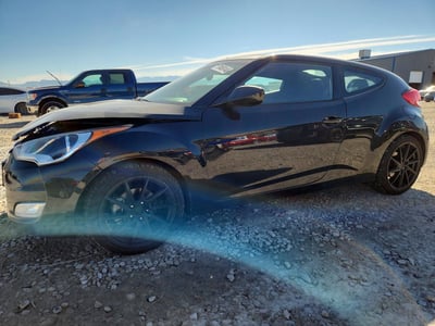KMHTC6AD1HU****** 2017 Hyundai Veloster