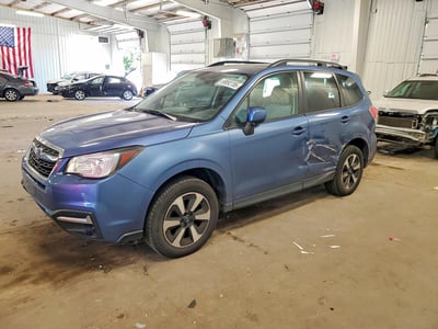 JF2SJAEC7HH****** 2017 Subaru Forester