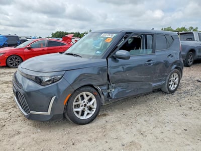 KNDJ23AU7P7****** 2023 Kia Soul