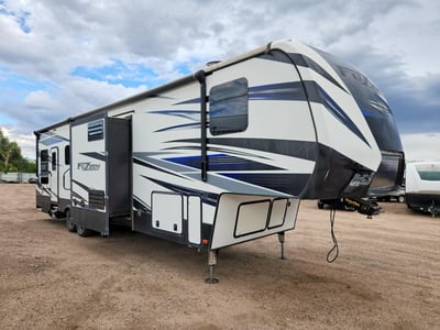 4YDF38421JF****** 2018 Keystone Fuzion