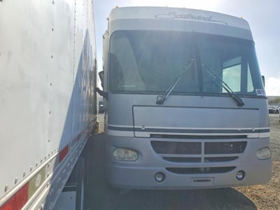 5B4MP67G343****** 2004 Workhorse W22