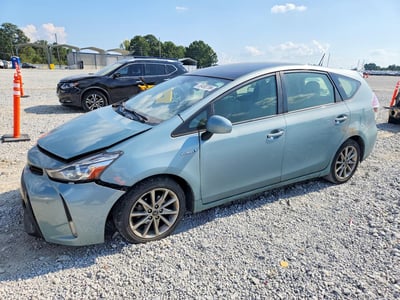JTDZN3EU1HJ****** 2017 Toyota Prius V