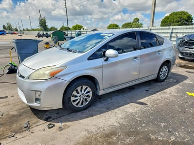 JTDKN3DU1B0****** 2011 Toyota Prius