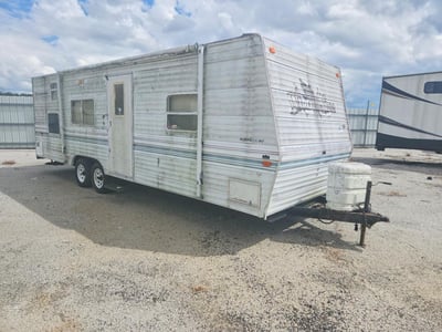 2001 Fleetwood Enterprises Wilderness