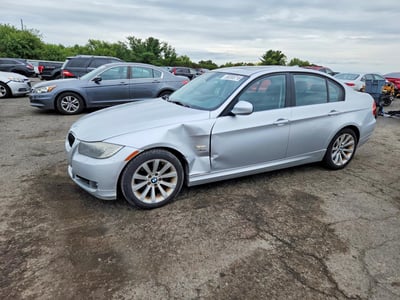 WBAPK5C54BF****** 2011 BMW 3 Series