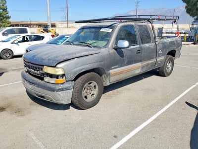 2GCEC19V321****** 2002 Chevrolet Silverado 1500