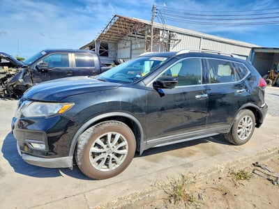 KNMAT2MT6HP****** 2017 Nissan Rogue