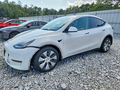 5YJYGDEE7MF****** 2021 Tesla Model Y