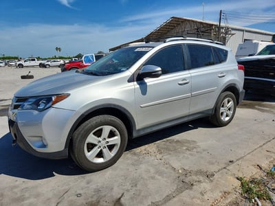 2T3WFREV8DW****** 2013 Toyota RAV4