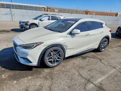 SJKCH5CP8JA****** 2018 Infiniti QX30