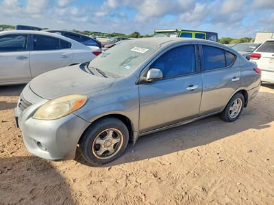 3N1CN7AP8CL****** 2012 Nissan Versa