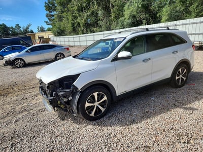 5XYPHDA55JG****** 2018 Kia Sorento