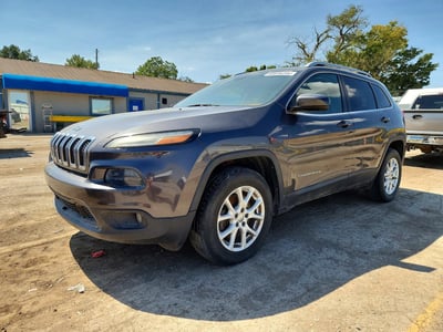 1C4PJMCS8GW****** 2016 Jeep Cherokee