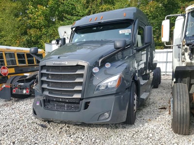 3AKJHHDV5SS****** 2025 Freightliner Cascadia 126