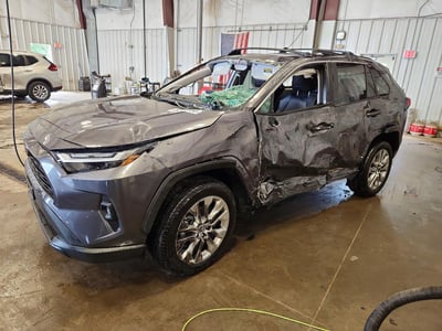 2T3A1RFV1RC****** 2024 Toyota RAV4