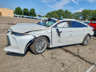 4T1DA1AB4NU****** 2022 Toyota Avalon