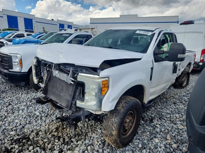 1FT7X2B68HE****** 2017 Ford F-250