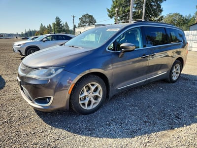 2C4RC1BG0HR****** 2017 Chrysler Pacifica