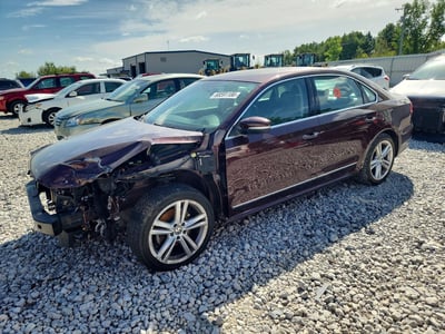 1VWCT7A3XEC****** 2014 Volkswagen Passat
