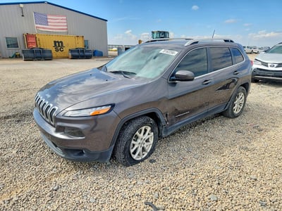 1C4PJLCB7HW****** 2017 Jeep Cherokee