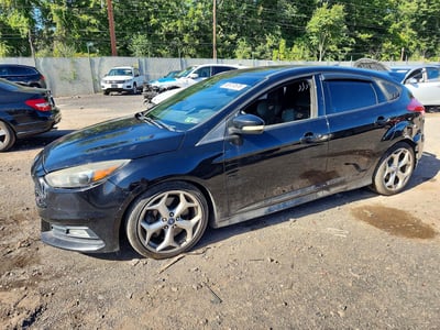 1FADP3L91HL****** 2017 Ford Focus