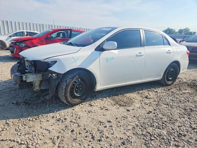 5YFBU4EE8DP****** 2013 Toyota Corolla