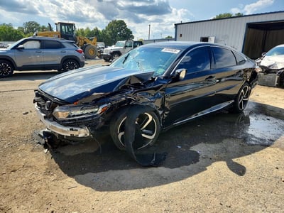 1HGCV1F44JA****** 2018 Honda Accord
