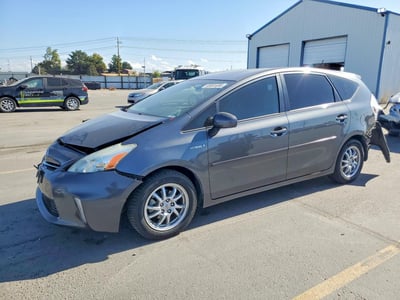 JTDZN3EU3E3****** 2014 Toyota Prius V