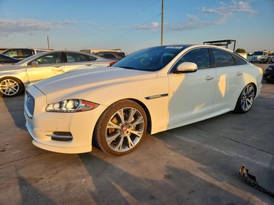 SAJWA1CZ8F8****** 2015 Jaguar XJ-Series