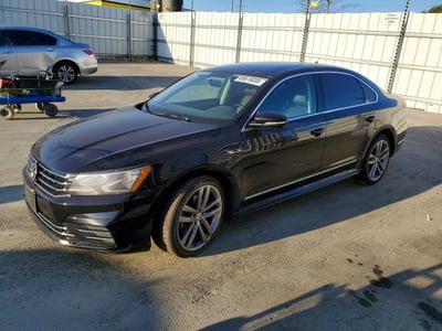 1VWDT7A33HC****** 2017 Volkswagen Passat