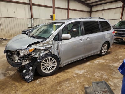 5TDYK3DC9ES****** 2014 Toyota Sienna