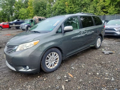 5TDYK3DC7DS****** 2013 Toyota Sienna