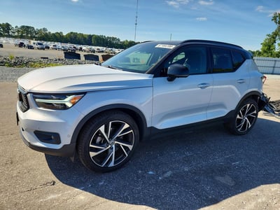 YV4162UM2M2****** 2021 Volvo XC40