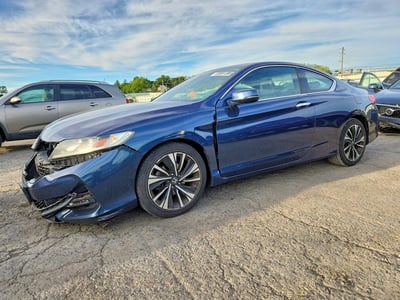 1HGCT1B83HA****** 2017 Honda Accord