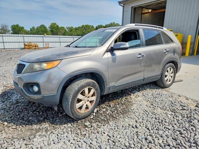 5XYKTCA12BG****** 2011 Kia Sorento