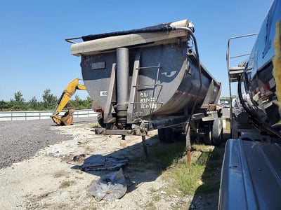 1T97A2623X1****** 1999 Trav Trailers